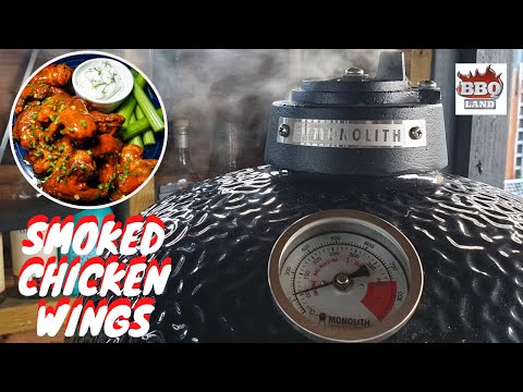 First look at the Monolith Junior Kamado grill - Smoked Wings.