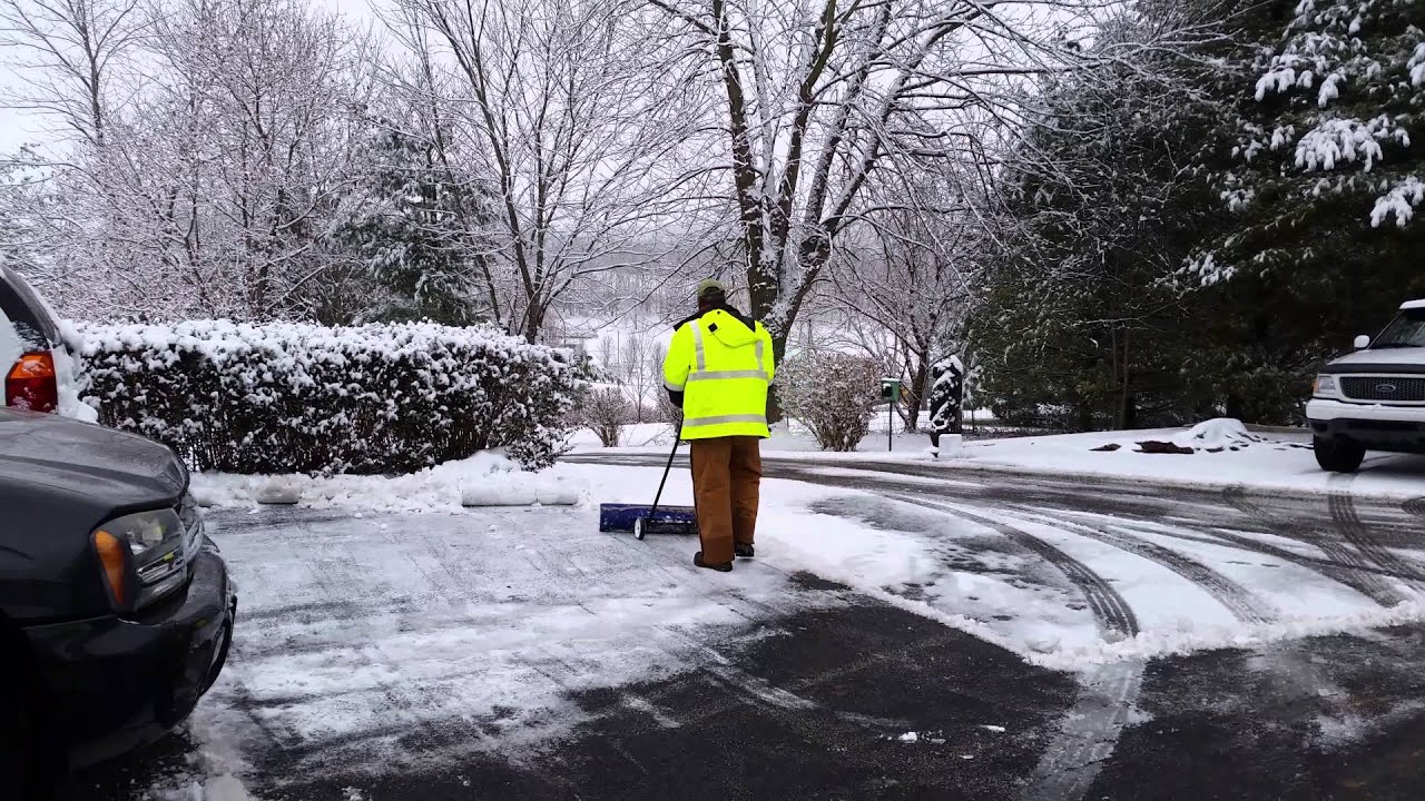 Snowcaster Snow Pusher