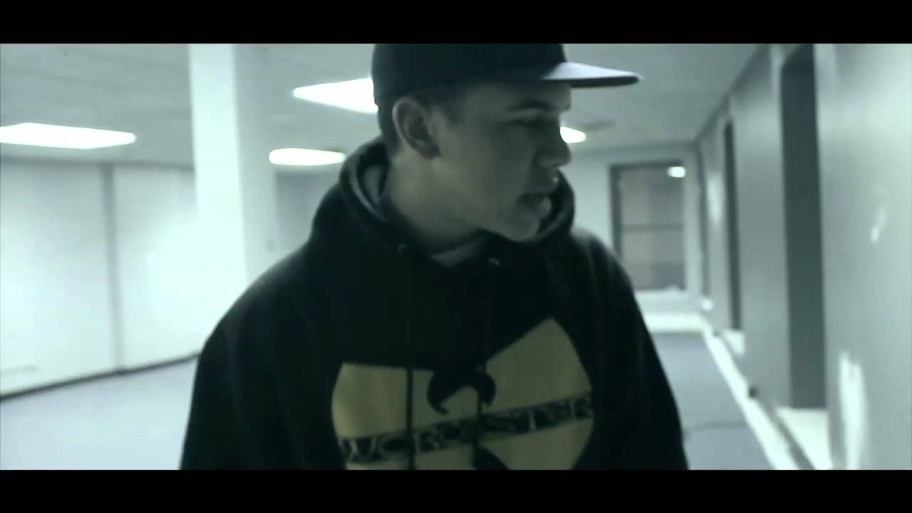 Malique - "2024" Official Video [dir. @stgfx]