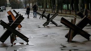 'Hedgehogs' v tanks, as Kyiv braces for Russian onslaught 'Hedgehogs' v tanks, as Kyiv braces for Russian onslaught