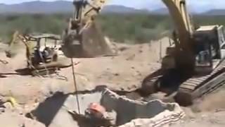 Crash Excavator Fatal
