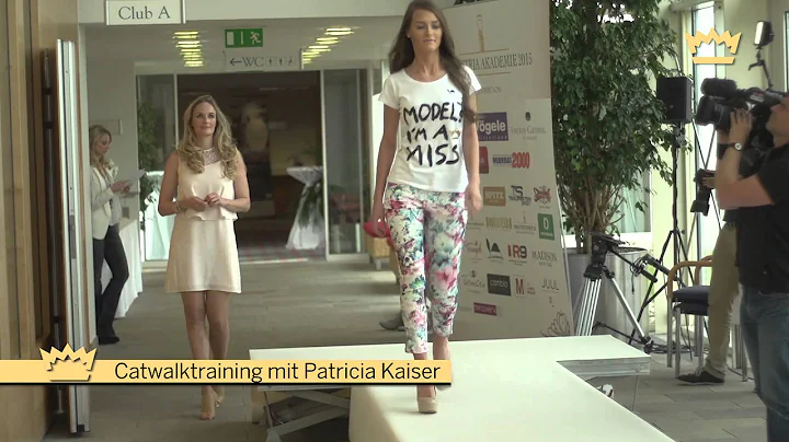 Miss Austria Akademie 2015 - Catwalk Training m. P...