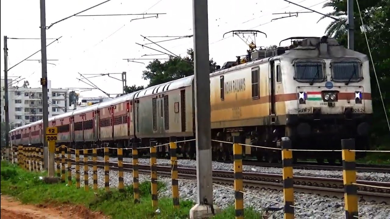 Varanasi-Mysore Express