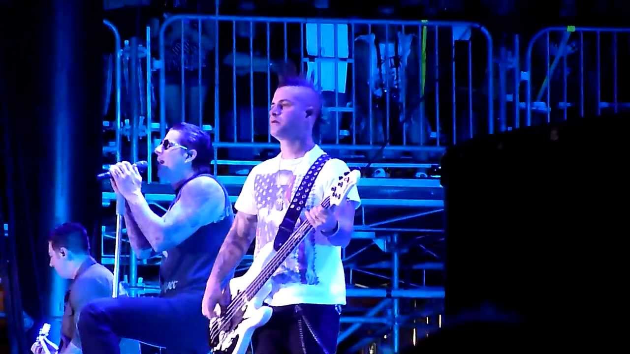 Avenged Sevenfold - I Won't See You Tonight (Part 1) - 48 Hrs Festival Las Vegas 10/15/11