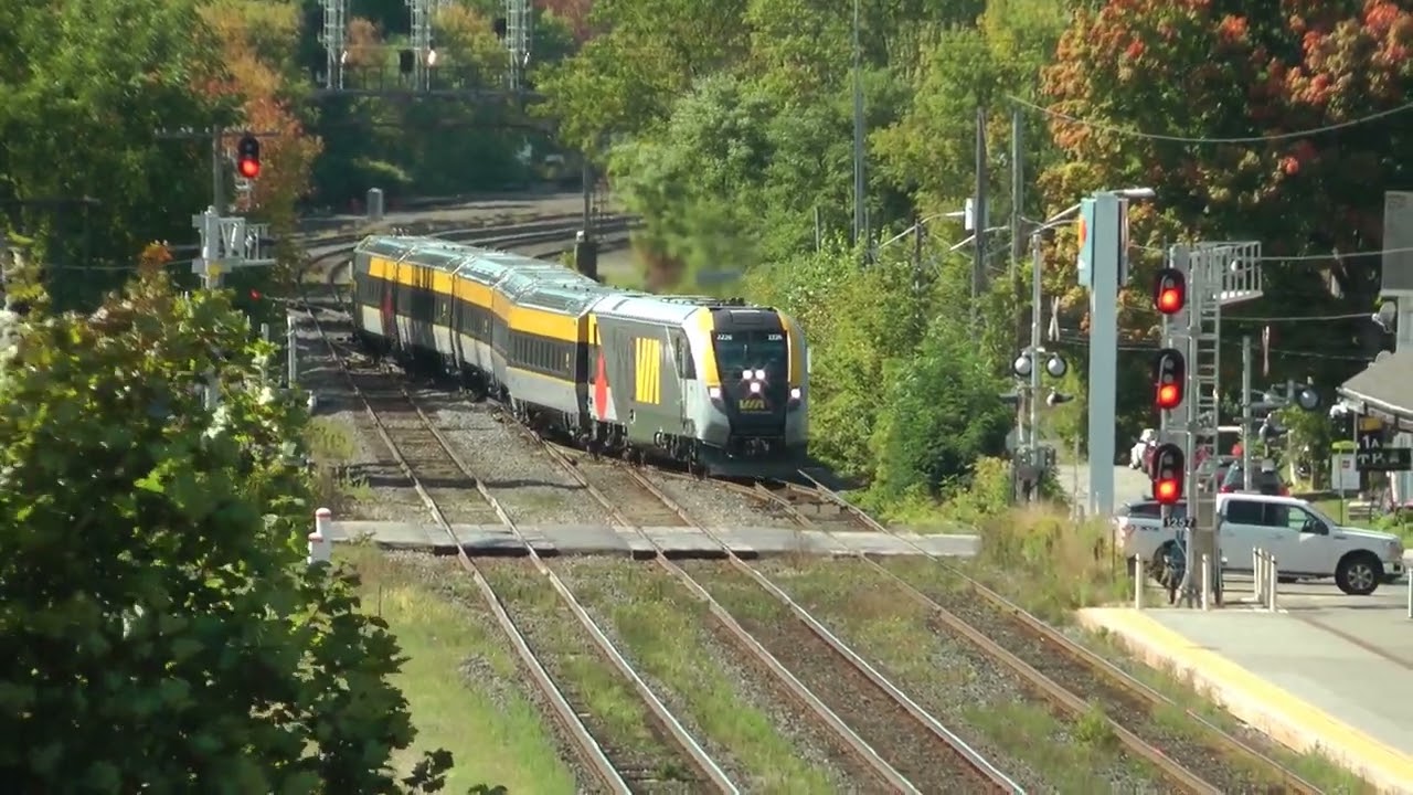 VIA Train 52 Eastbound Brockville VIA Station Stop September 20, 2025