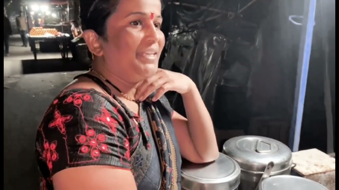 Yahan roz taaza aur ghar jaisa khana milta hei.Garama-garam roti .sabazi.dal aur chawal uplabdh hain