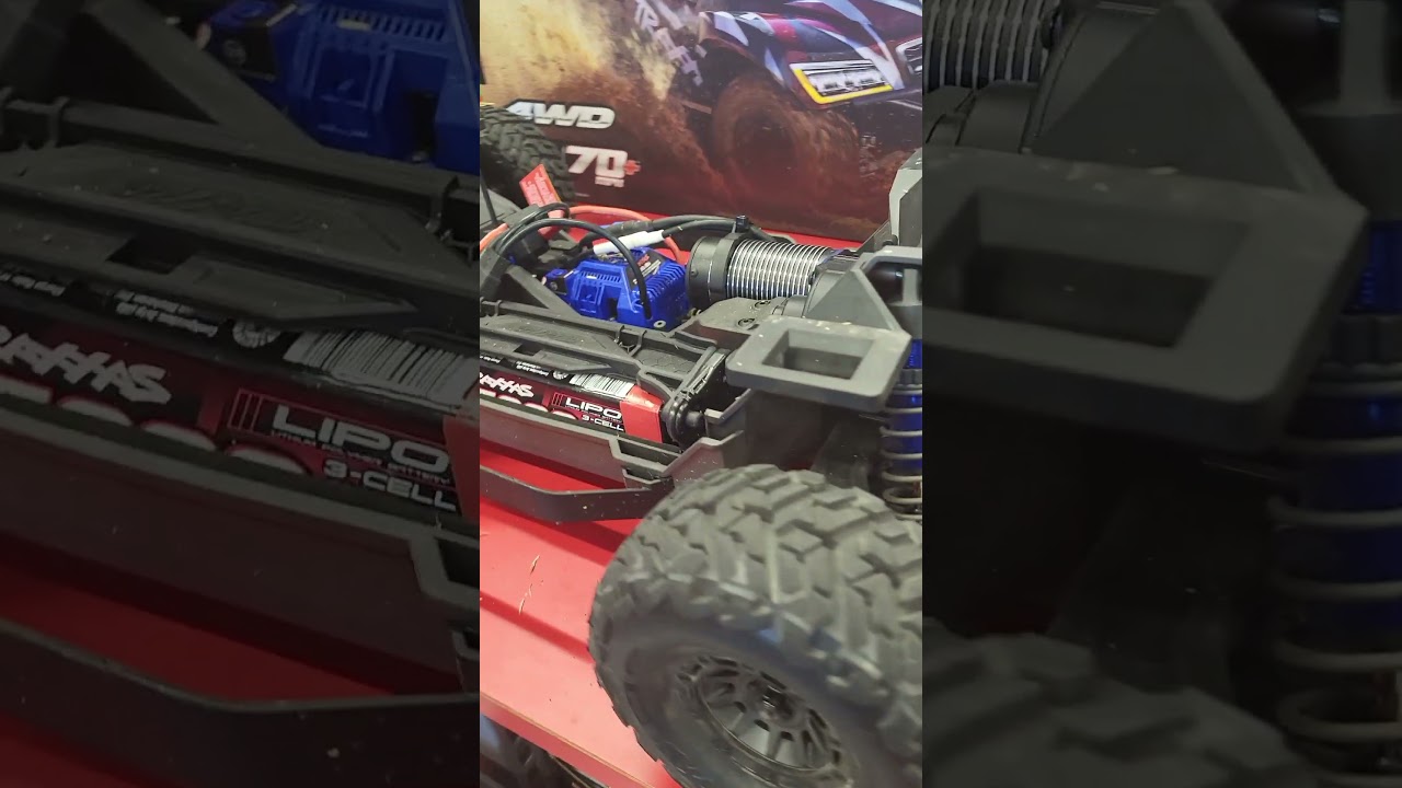 Traxxas Maxx Slash 