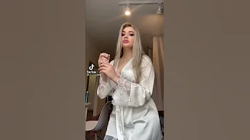 تحدي تغير ملابس العرس بثانيه 