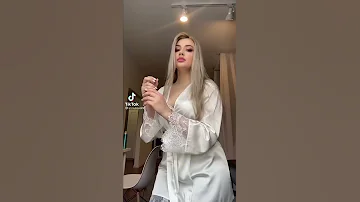 تحدي تغير ملابس العرس بثانيه 