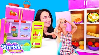 Kız Videoları Barbie Ve Sevcan Evde Elektrikler Gidince Buzdolabını Boşaltıyor