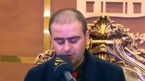 ما شاء الله ، تبارك الرحمن فيه قارئ قرآن يمتلك حنجرة ذهبية يقرأ بكل اصوات المقرئين الله يحفظه .يستحق