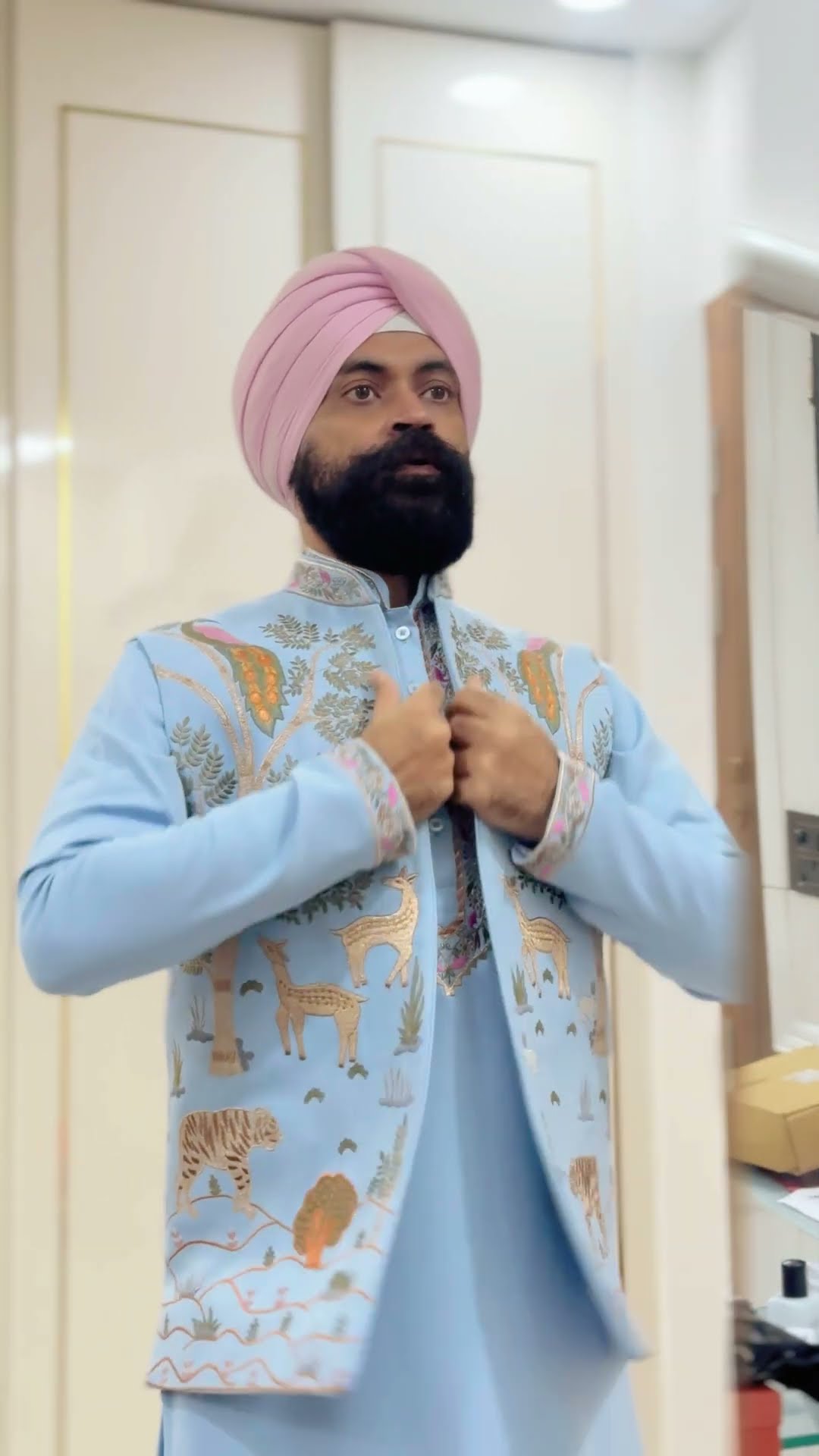 Rate My Look Out Of 10 ? | RS 1313 SHORTS | Ramneek Singh 1313 #Shorts