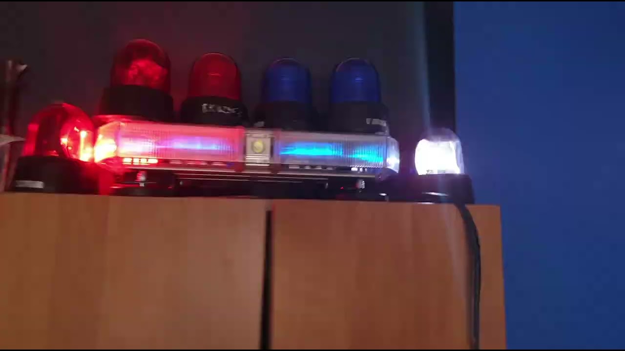 Classic Slow Beacons and LED - Z.E. Elektra LBO 10k1 RED BLUE & LZN SLENDER MINI show 