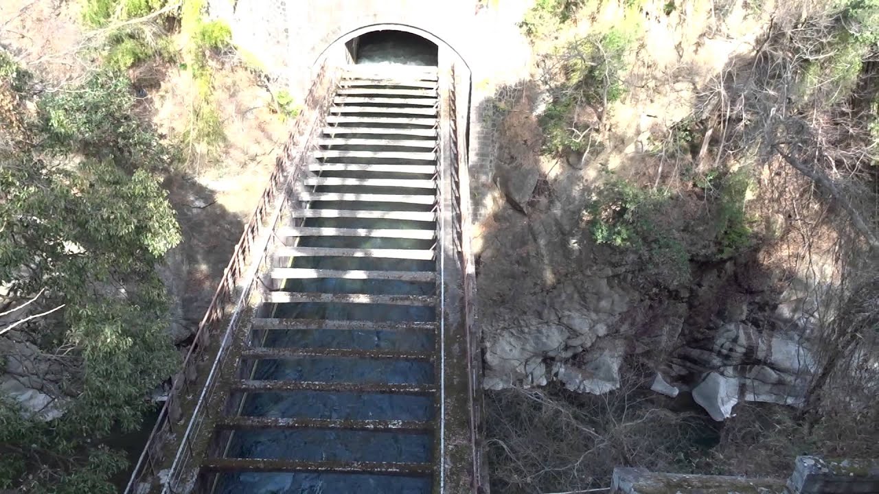 東京電力八ツ沢発電所第1号水路橋 15 01 14 Youtube 東京電力八ツ沢発電所第1号水路橋 15 01 14 Youtube