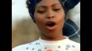 Yvonne Chaka Chaka - Umqombothi