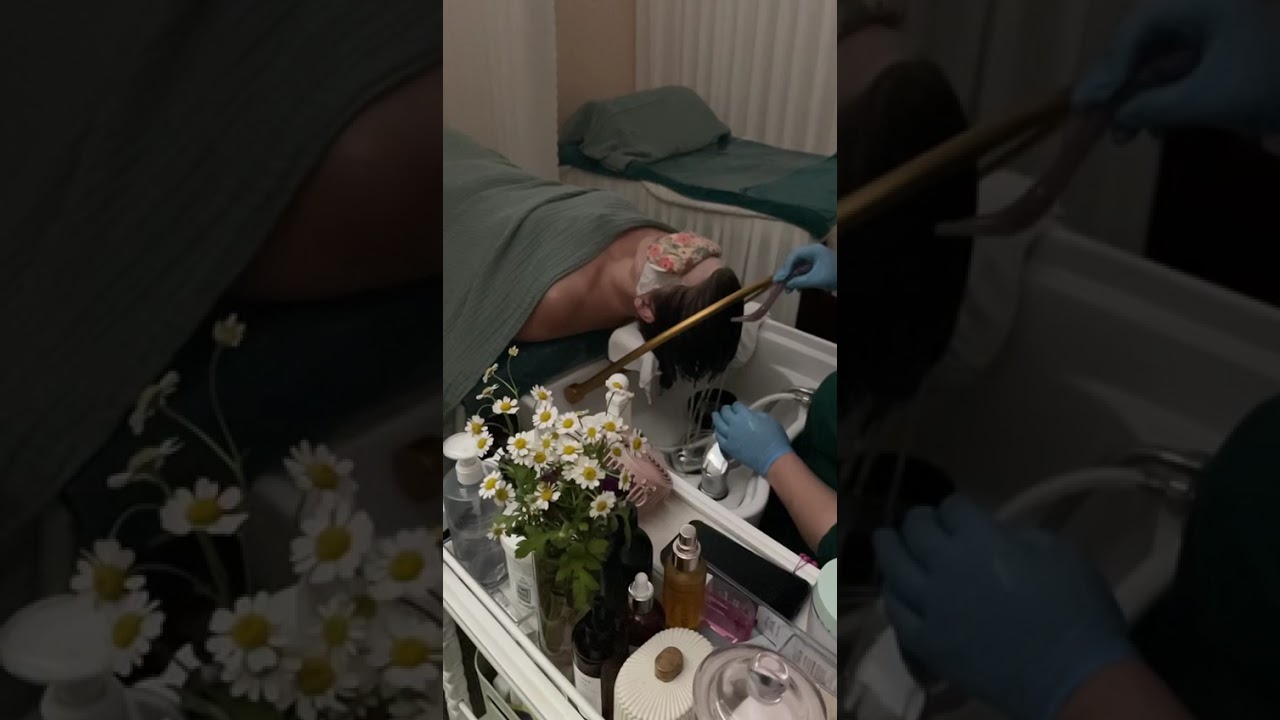 𝗘𝗻𝗰𝗵𝗮𝗻𝘁𝗲𝗱 𝗕𝗲𝗮𝘂𝘁𝘆 𝗟𝗼𝘂𝗻𝗴𝗲