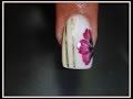 uñas  pintadas a mano con cintilla