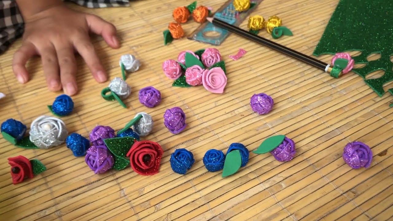 DIY Membuat Bunga Mawar Sederhana dari Spon Glitter - Shinta dan Shanti