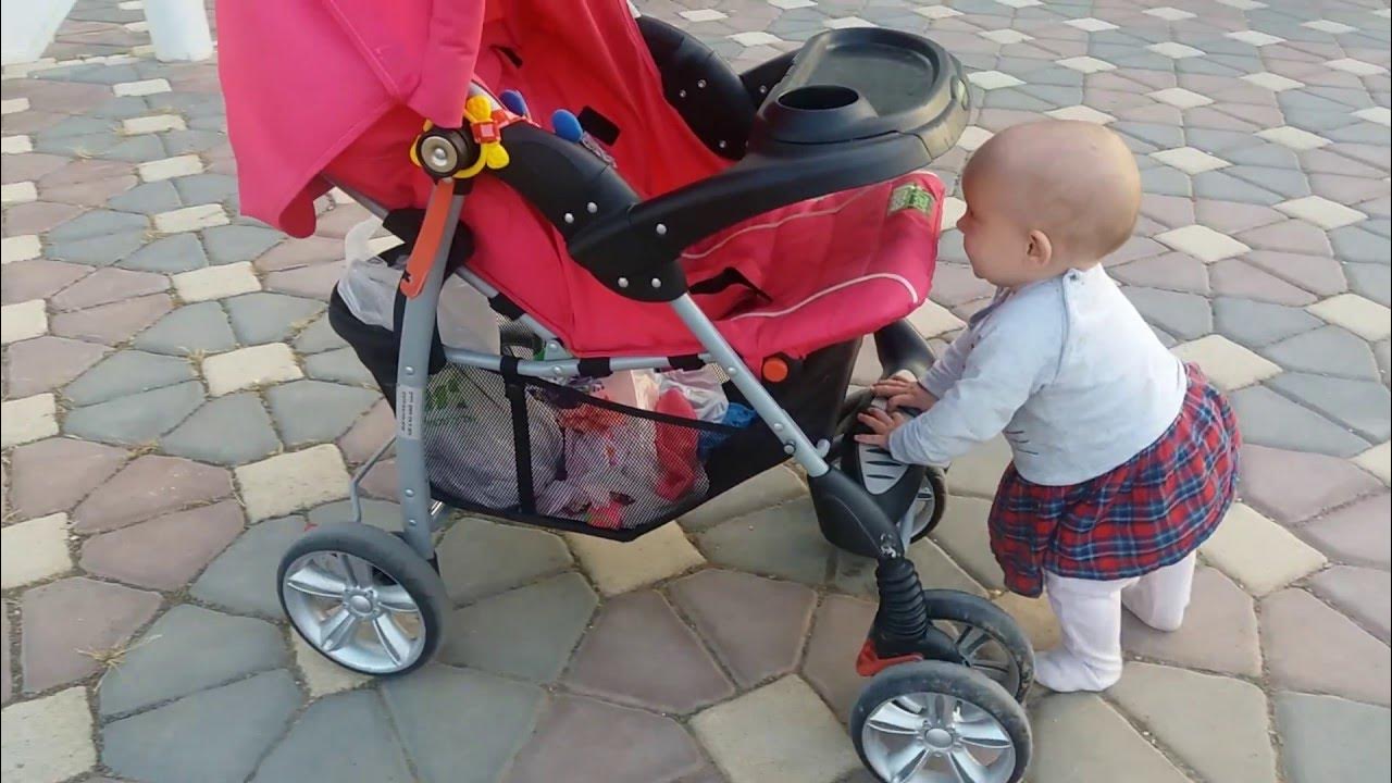 кейт миддлтон на прогулке с детьми. ребенок в коляске. детки зимой в колясках. колясках катали. взрослые в детских колясках.