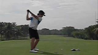 Peter Gumulia @  Imperial 18th Hole Tee Shot Driver SLOW DL 20100505