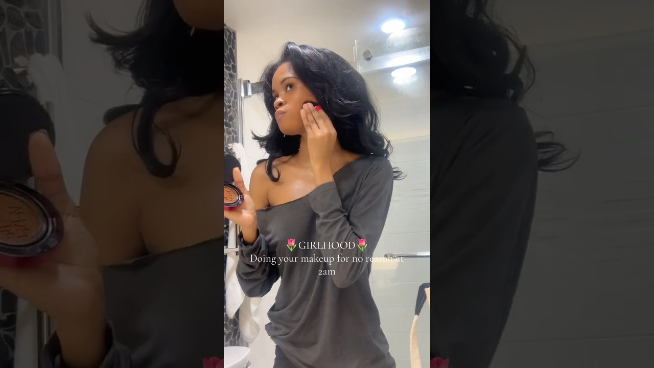 Я буквально делаю макияж и прическу на ночь.