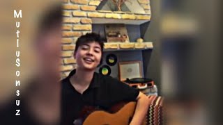 Uyu Aşkım Koynumda Kaygısız Başım