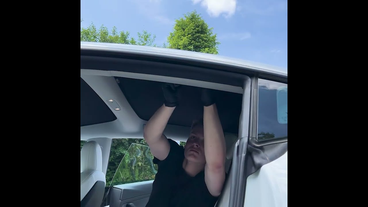 Tesla Model 3 Glasdach-Sonnenblende Hinten in Köln - Braunsfeld, Ersatz- &  Reparaturteile