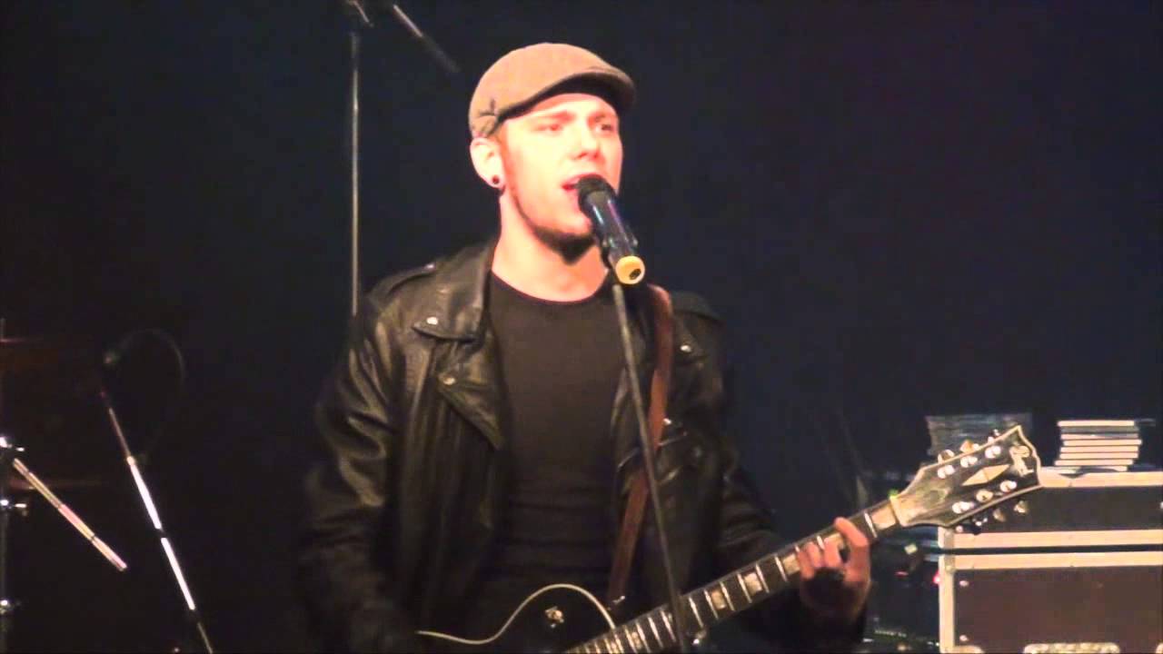 NEUPHORIA feat. Chris - Für immer neu (Live @ JOVEL NEW NAMES 09.04.15)