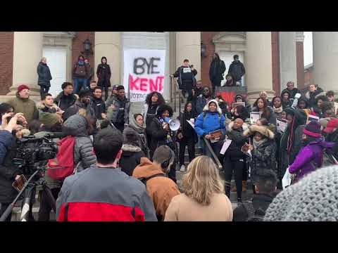 syracuse-students-continue-#notagainsu-protest