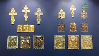 Зрителю представлены меднолитые кресты, иконы и складни, выполненные Родионом Хрусталевым