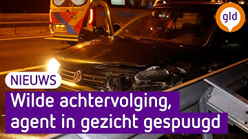 Politieachtervolging eindigt in crash