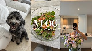 Day in the Life | wedding planning, cooking at home, spring in Boston! ‍♀