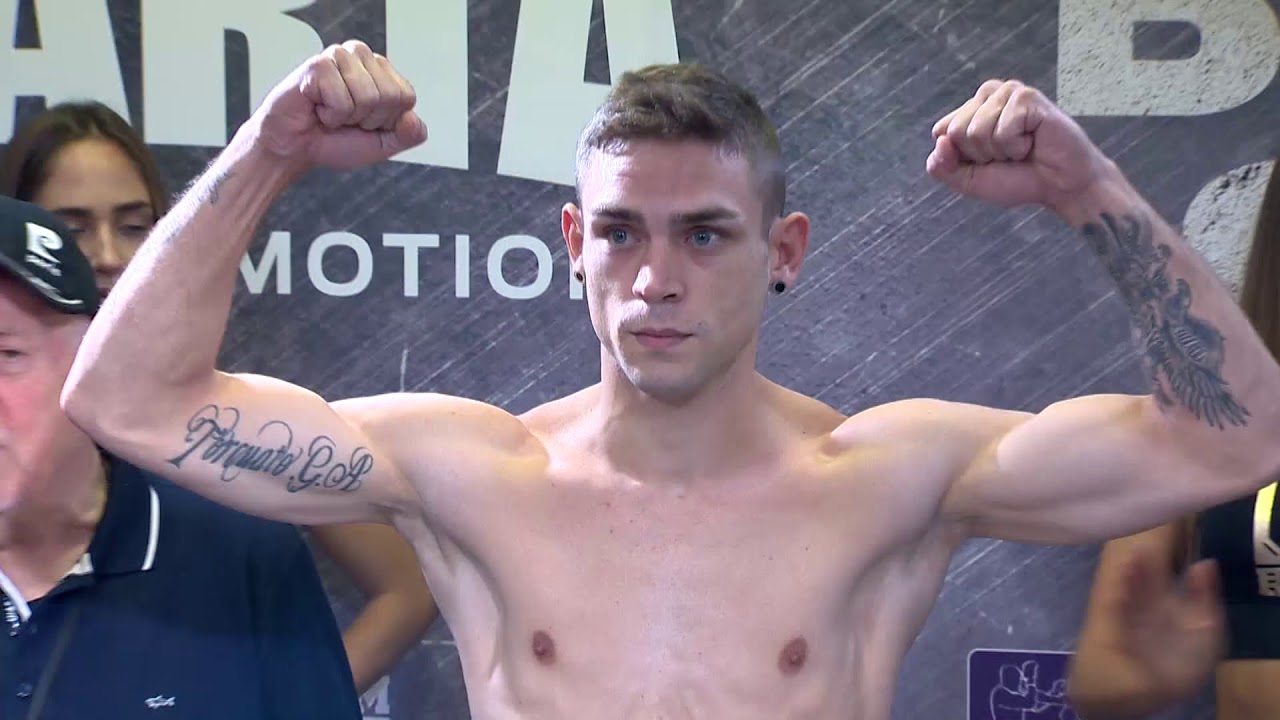 Взвешивание Постола, Беринчика, Малиновсного и других участников вечера бокса в Киеве