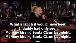 Jessica Simpson - I Saw Mommy Kissing Santa Claus