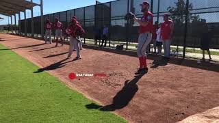 Pitchers and Catchers report 2nd day of spring training