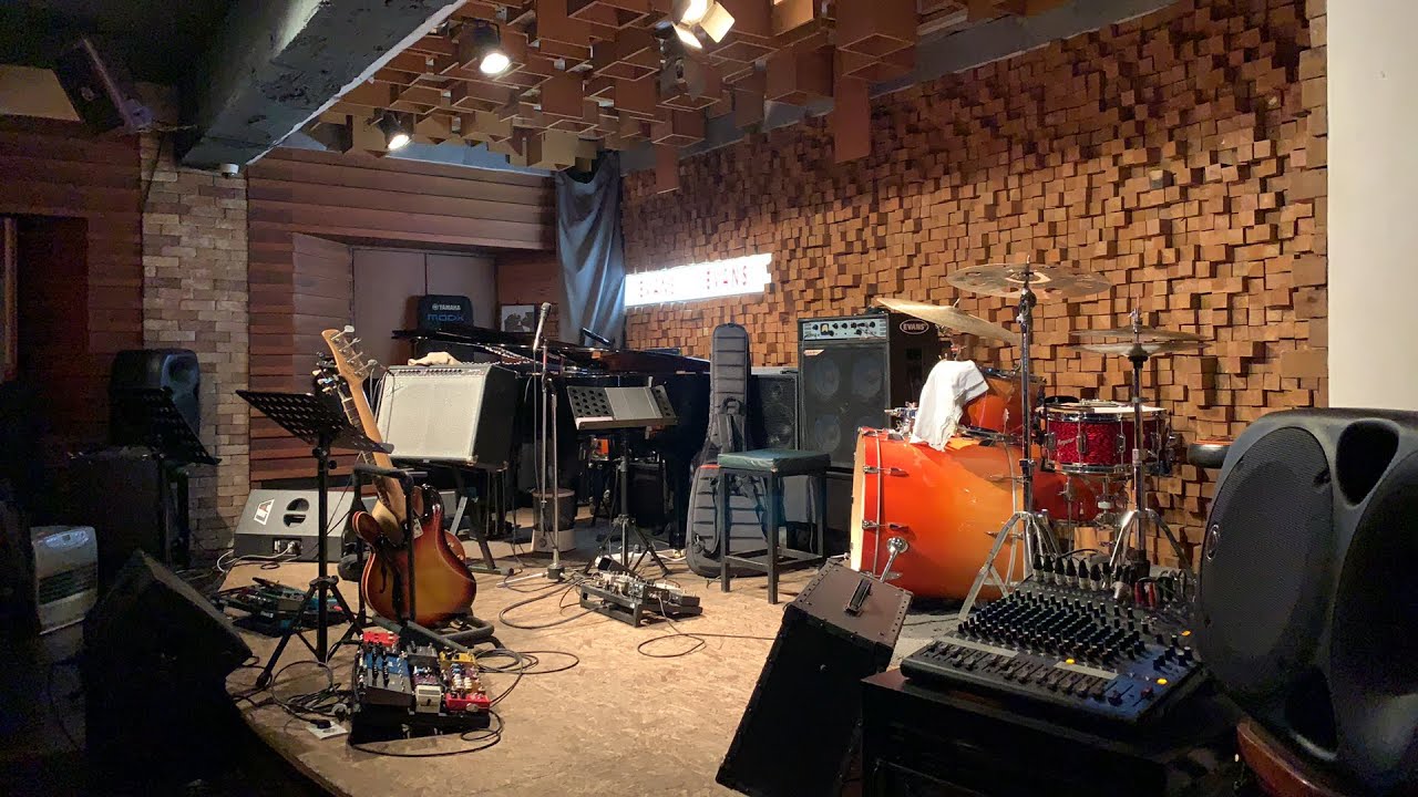 [𝘾𝙇𝙐𝘽 𝙀𝙑𝘼𝙉𝙎]