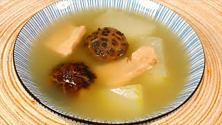 海米冬瓜花菇瘦肉汤，这道汤祛湿健脾，养血益颜，保心安神等功效