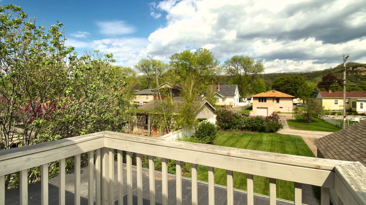 1209 Losey Blvd., La Crosse, WI Real Estate Photography by Toni