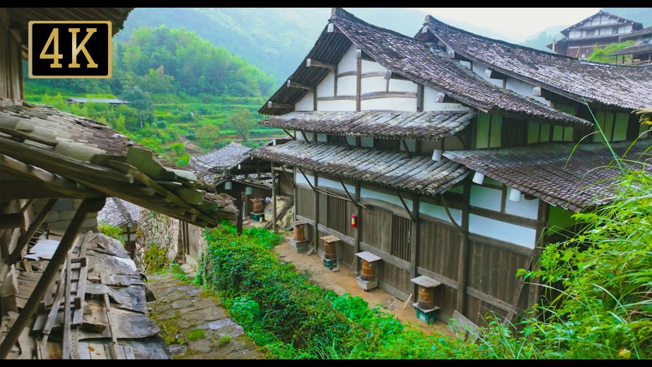 A Peaceful Walk Through a Traditional Chinese Mountain Village｜Hillside Wooden Homes｜Ghibli-Style｜4K