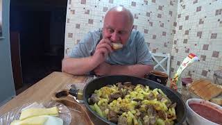 видео: ДОМАШНИЙ ВЛОГ/ГДЕ ОТДЫХАЮТ ТАМ И СРУ..Т УЖАС/НАЖАРИЛИ КАРТОШКУ С ГРИБАМИ ЧТО СОБРАЛИ В КАРКАРАЛИНСКЕ картинка: ДОМАШНИЙ ВЛОГ/ГДЕ ОТДЫХАЮТ ТАМ И СРУ..Т УЖАС/НАЖАРИЛИ КАРТОШКУ С ГРИБАМИ ЧТО СОБРАЛИ В КАРКАРАЛИНСКЕ