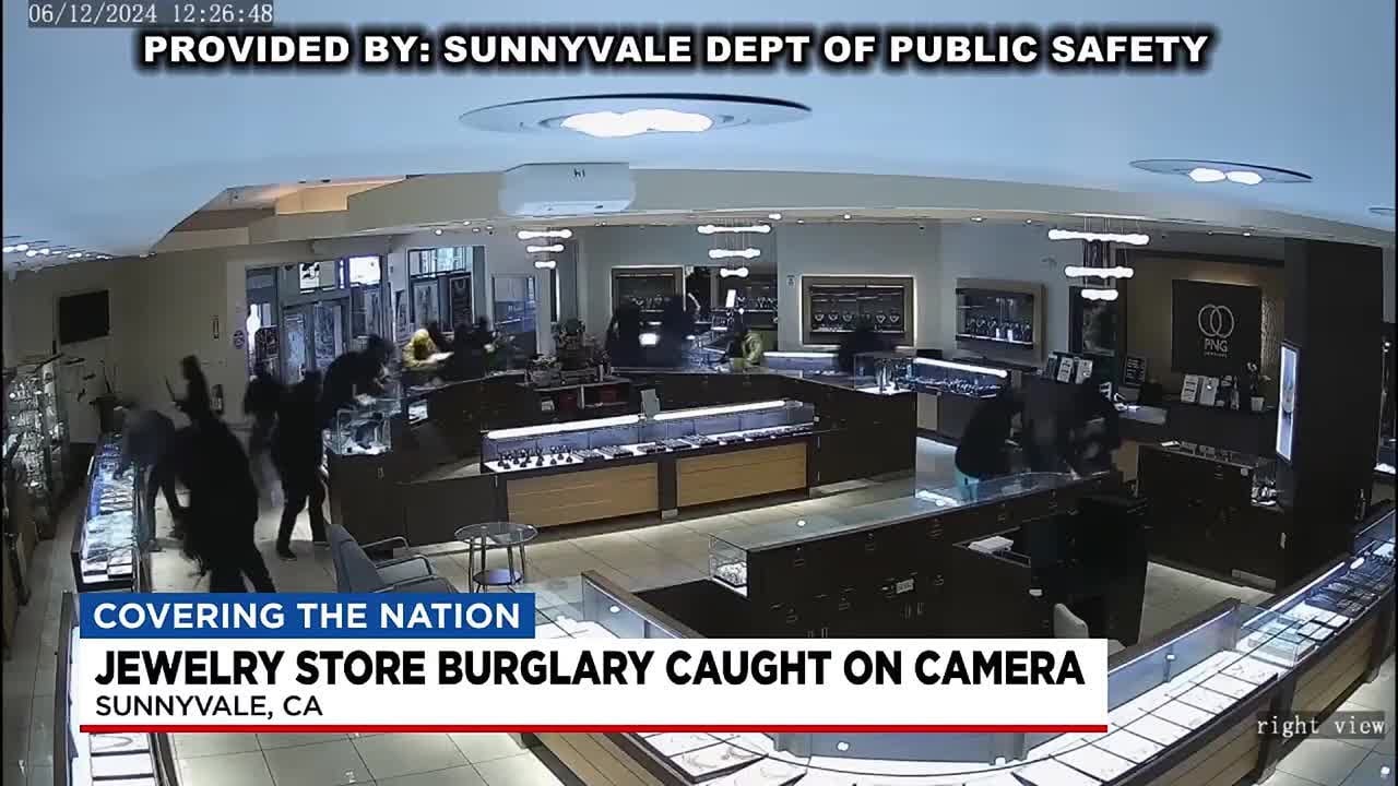 20 people involved in smash and grab jewelry theft, 5 arrested - YouTube