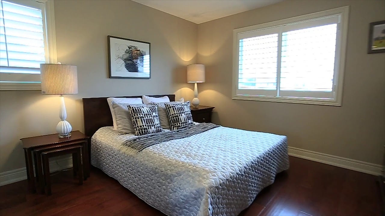 6 Moore Boulevard, Brantford