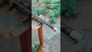 simple iron uril stand