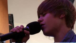 Justin Bieber performs 'That Should Be Me' - LIVE at POWER 106 Resimi