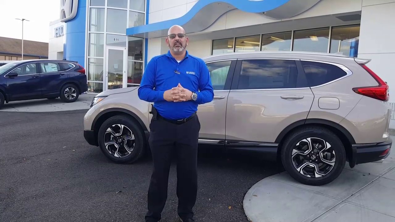 2017 Honda CR-V in Sandstorm Metallic - YouTube