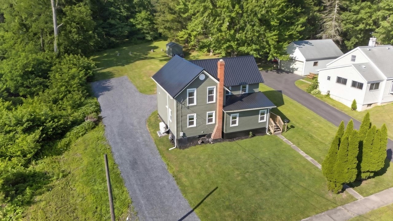 153 W Dezeng St, Clyde, NY - YouTube