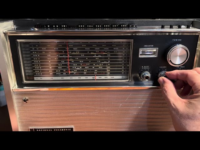 Panasonic RF-5000 - YouTube