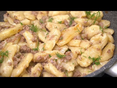 Слишком вкусно! Потрясающее горячее на сковороде Всего то нужно стакан кефира и ...