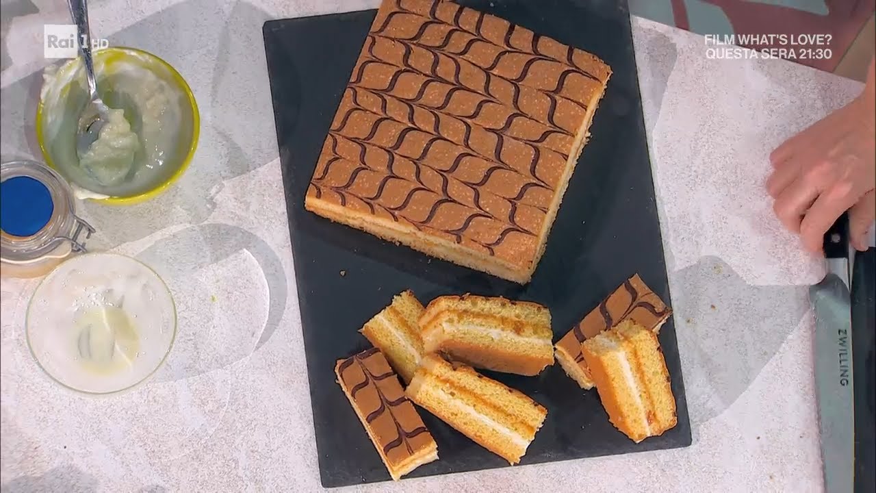 Torta a tranci latte e albicocca - È sempre mezzogiorno  12/03/2025