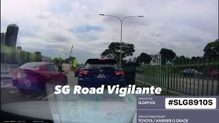 7jan2023 thomson road toyota harrier road rage after being honked at